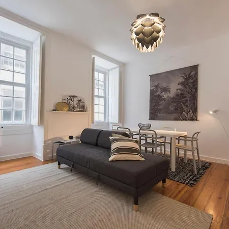 Apartment Lovelystay - Spacious 2br Downtown - 5 Min To River